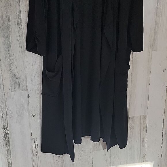 T. Tahari Black Duster - Picture 9 of 16